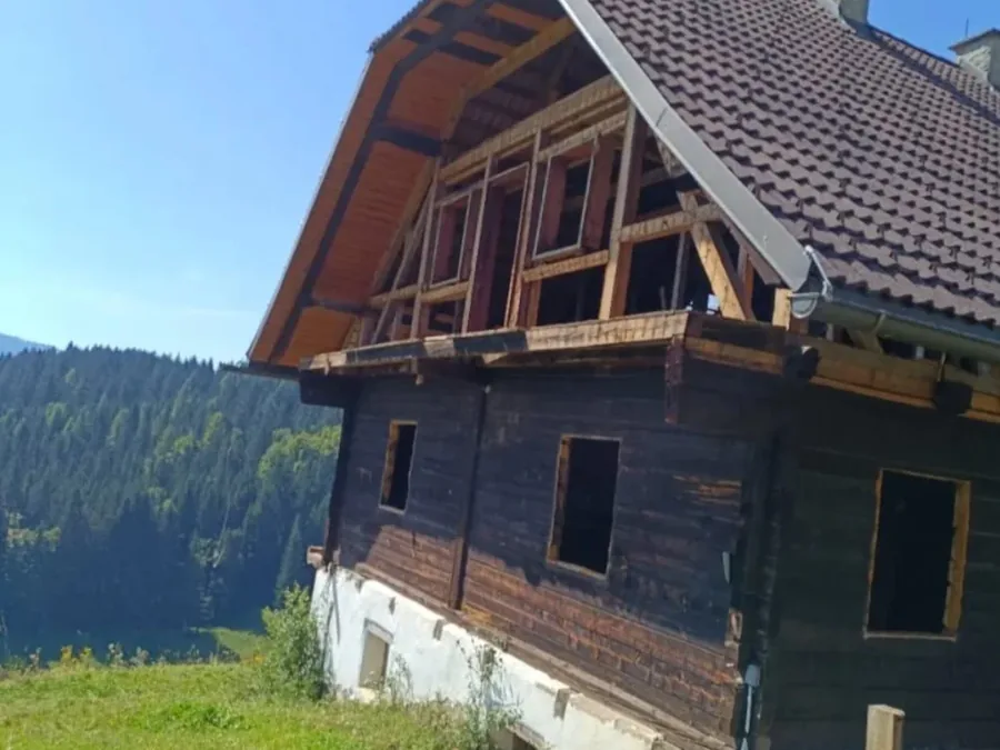 Traditional house relocation — photo 4