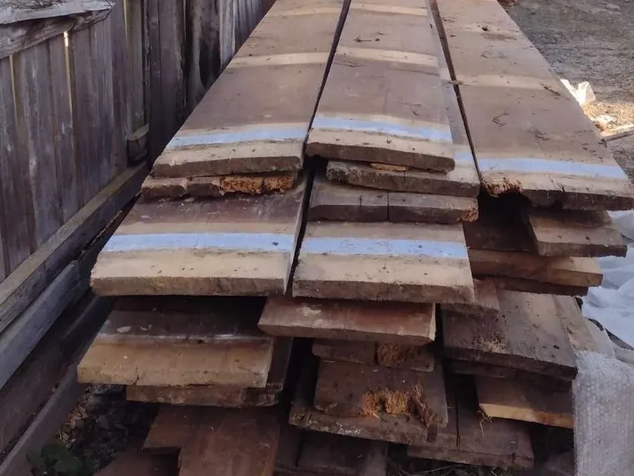 Reclaimed ceiling boards